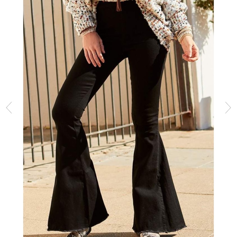 Black Three Birds Nest Bell Bottoms